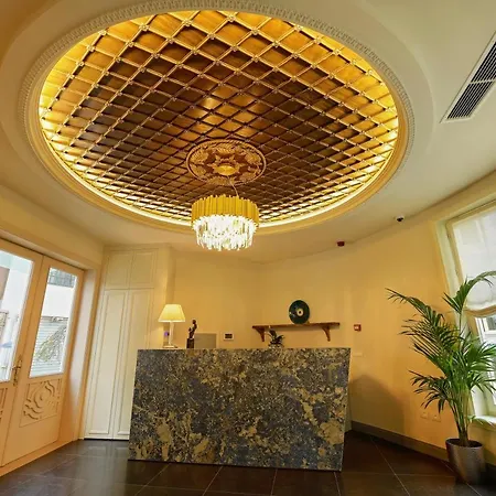 Cocja Boutique 3* Шкодер