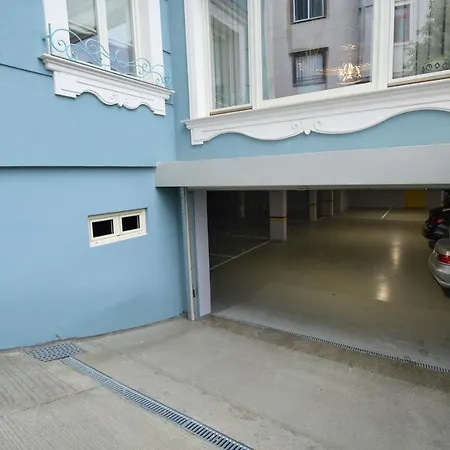 Cocja Boutique 3* شكودر